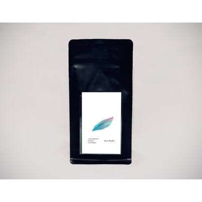 COLOMBIA JUAN MARTIN GEISHA WASHED
コロンビア ファン・マルティン ゲイシャ ウォッシュド
THE WORD COFFEE ROASTERS TOKYO JAPAN|ザ・ワードコーヒー|スペシャルティコーヒー専門店 東京 葛飾区 奥戸 新小岩 立石|